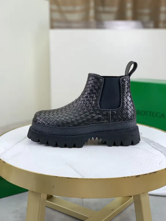 Bottega Veneta Shoe 